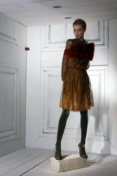 Look 24